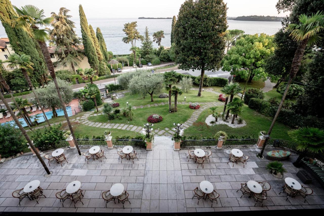 Hotel Bellevue การ์โดเน ริเวียรา ภายนอก รูปภาพ